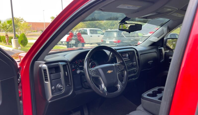 
								2015 Chevrolet Silverado LT full									